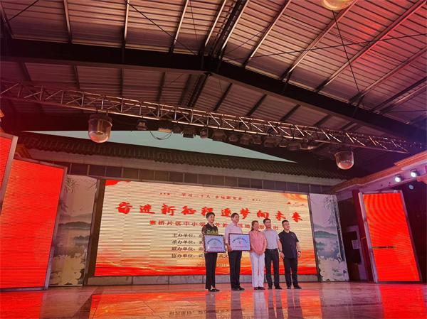 网图二.jpg 网图二.jpg